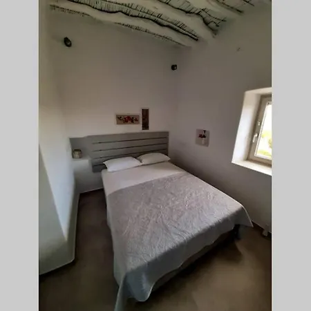 Feriehus κυκλαδίτικη παραδοσιακή *